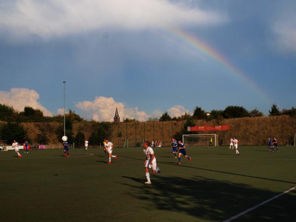 Hans-Klosterkamp-Sportplatz im Sportpark Reusrath - Langenfeld/Rheinland-Reusrath