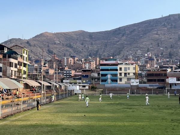 Estadio Municipal José Santos Tamayo el Hueco - Cusco