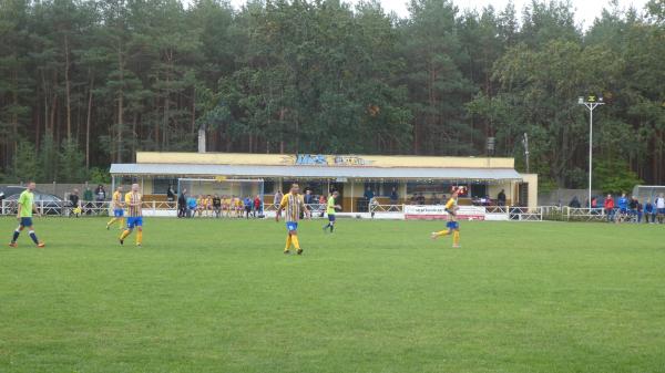 Boisko w Jasień - Jasień