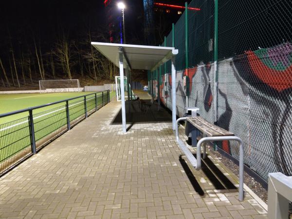 Olympiastadion im Gleisdreieck - Köln-Nippes