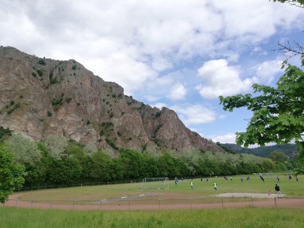 Sportanlage Blick auf den Rotenfels - Bad Münster/Stein-Ebernburg