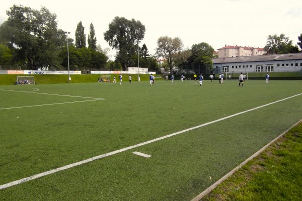 Sportplatz Donau Nebenplatz - Wien