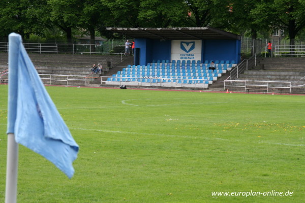 Friedrich-Ebert-Stadion - Berlin-Tempelhof