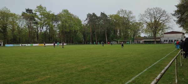 Sportanlage Burgdorfer Weg - Uetze-Katensen