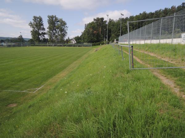 Sportplatz Wolfenhausen - Weilmünster-Wolfenhausen
