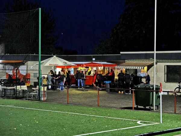 Sportplatz Tiroler Straße - Oberhausen/Rheinland-Dümpten