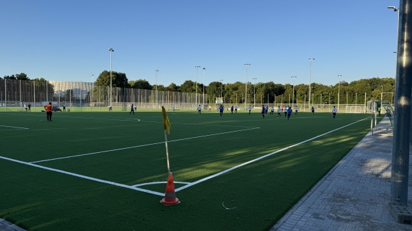 Bezirkssportanlage Westpark Platz 3 - München-Sendling