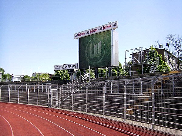 VfL-Stadion am Elsterweg - Wolfsburg-Hesslingen