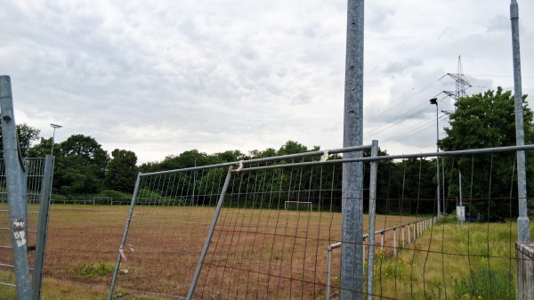 Bezirkssportanlage Warbruckstraße II Platz 3 - Duisburg-Marxloh