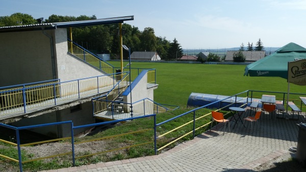Futbalový štadión OŠK Smolenice - Smolenice