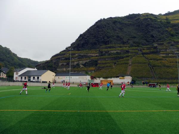 Sportplatz unter dem Rosenberg - Kobern-Gondorf