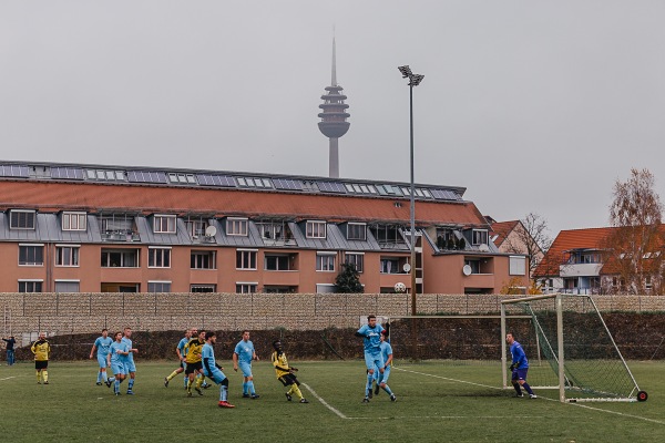 Wacker ALM Platz 2 - Nürnberg-Röthenbach