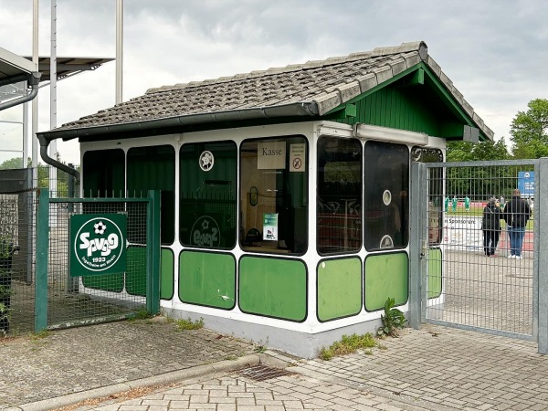 Sportstadion Blumengarten im Sportzentrum - Ingelheim/Rhein
