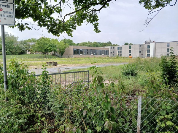 Sportplatz Lenneberg Schule - Mainz-Mombach