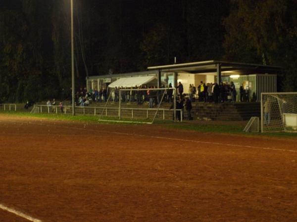 Sportplatz am Schrebergarten - Bochum-Riemke