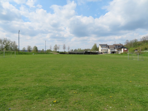 Sportanlage an der Marienburg B-Platz - Hildesheim-Itzum