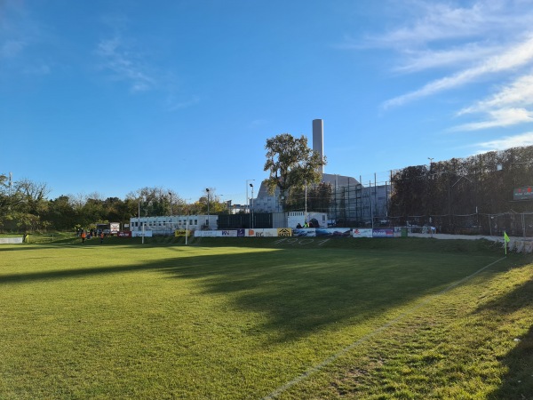 Sportplatz Grasbergergasse / Rennweg - Wien