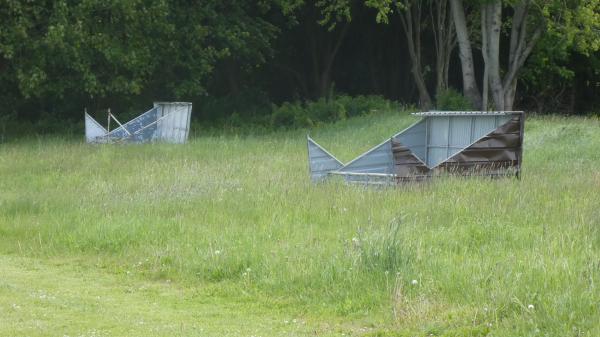 Boisko Wicher w Brojce obok - Brojce