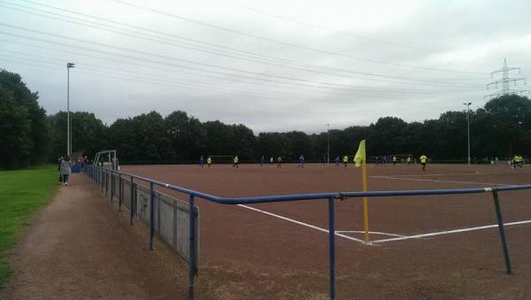 Bezirkssportanlage Gnadental Platz 2 - Neuss-Gnadental