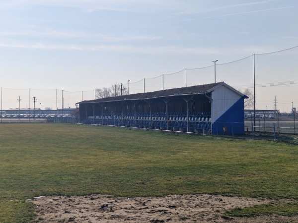 Stadionul Frontiera - Curtici