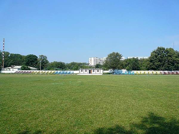 Stadionul Orășenesc - Ungheni