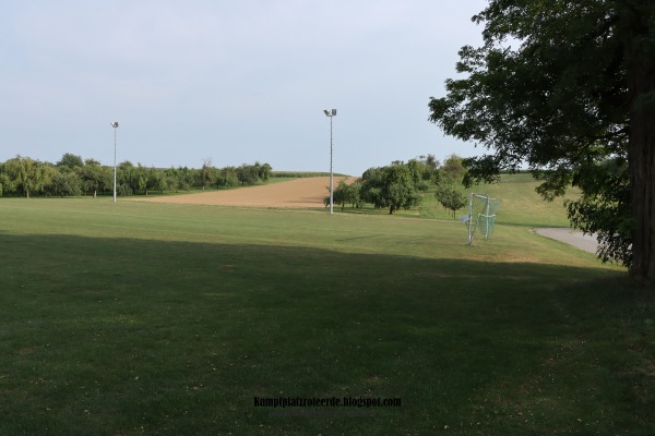 Leichtwiesenstadion Nebenplatz - Burgstetten-Erbstetten