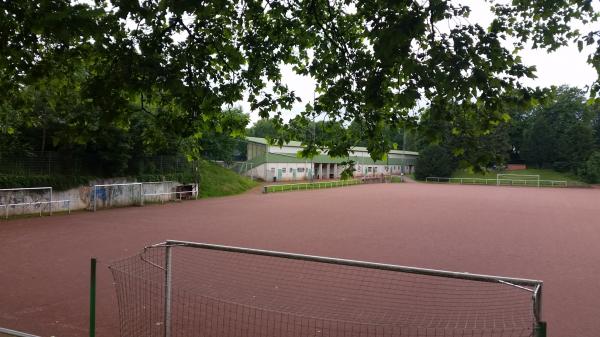 Röntgen-Stadion Nebenplatz - Remscheid-Lennep