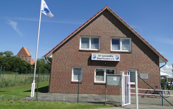 Sportplatz Am Schiefen Turm - Hinte-Suurhusen