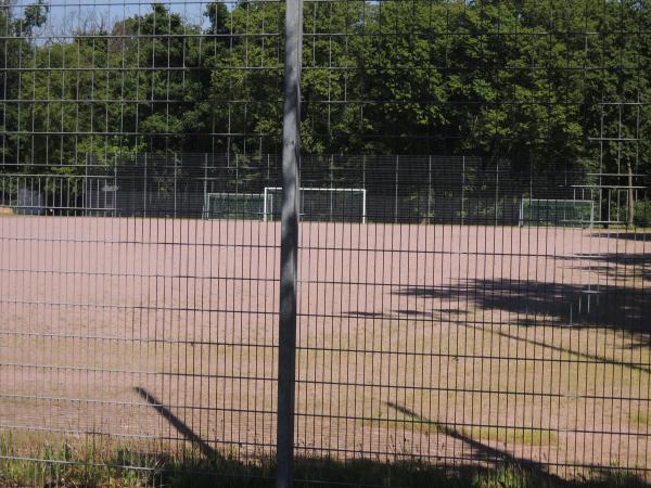 Sportanlage Birsteiner Straße Platz 2 - Frankfurt/Main-Fechenheim
