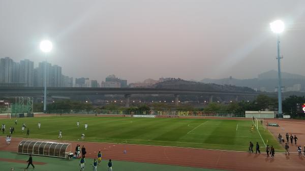 Tsing Yi Sports Ground - Hong Kong (Kwai Tsing District, New Territories)