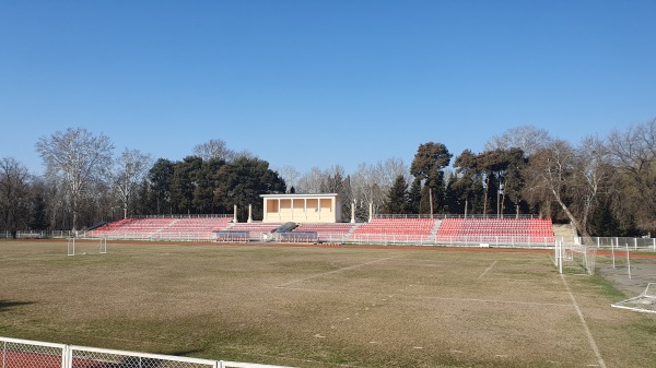 Yaşar Məmmədzadə adına şəhər stadionu - Mingəçevir