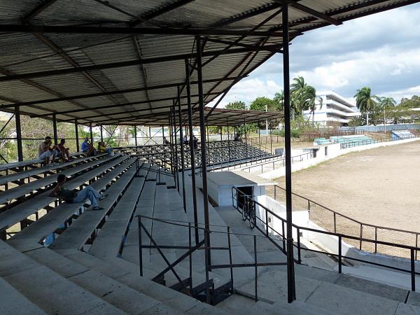 Estadio Luis Pérez Lozano - Cienfuegos