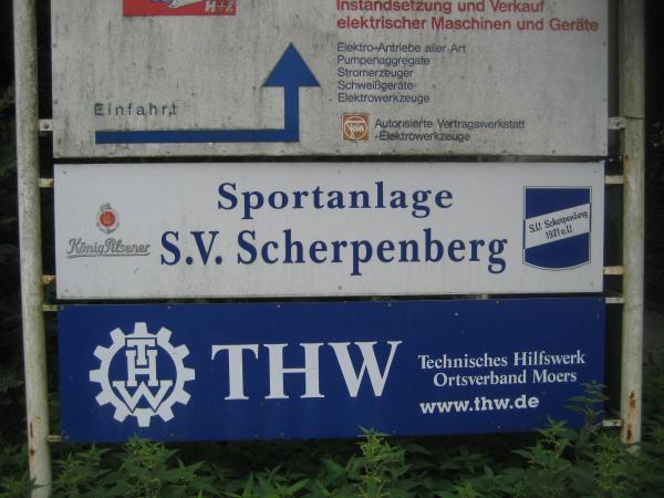 Sportplatz Im Wäldchen - Moers-Scherpenberg