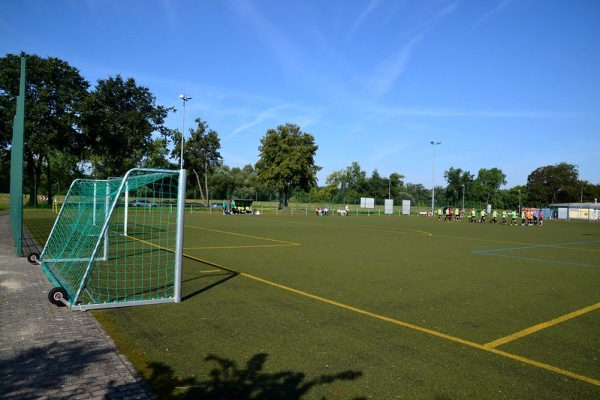 Sportplatz Büchnerstraße - Magdeburg-Cracau