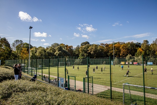 Neuer Sportplatz Wolkenburg - Limbach-Oberfrohna-Wolkenburg