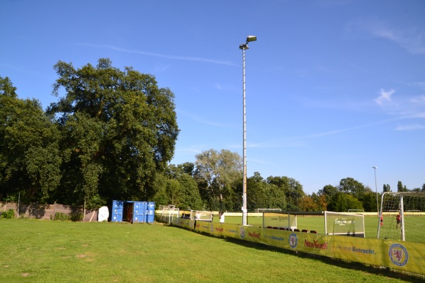 Nachwuchsleistungszentrum Sportpark Kennel B-Platz - Braunschweig-Kennel