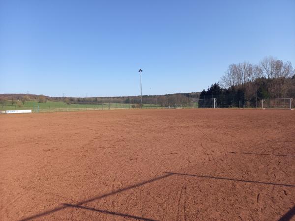 Sportplatz Koblenzer Straße - Hellenhahn-Schellenberg