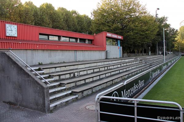 Robert-Schlienz-Stadion - Stuttgart-Bad Cannstatt