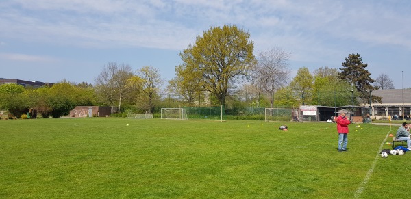 Sportanlage an der Kanalbrücke B-Platz - Hannover-Vahrenheide