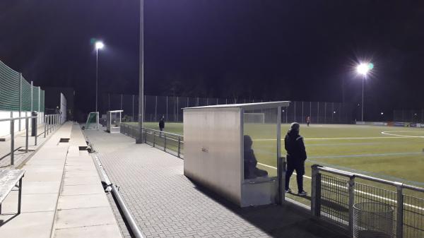 Riedstadion Nebenplatz - Frankfurt/Main-Enkheim