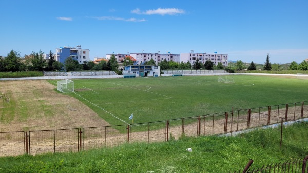 Stadiumi Alush Noga - Patos
