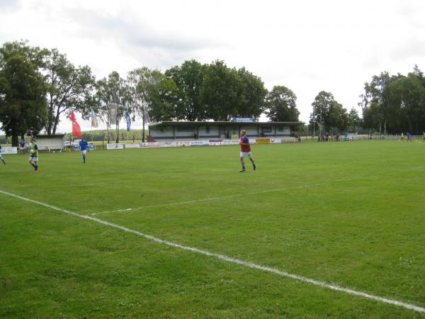 Waldstadion - Dömitz-Polz