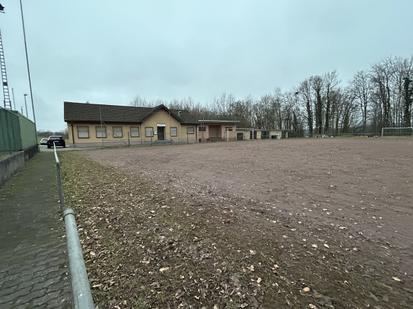 Sportgelände Am Pfaffenberg Platz 2 - Glattbach