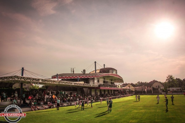 Stadion Na Bašte - Lázně Bohdaneč Stadion Na Bašte - Lázně Bohdaneč