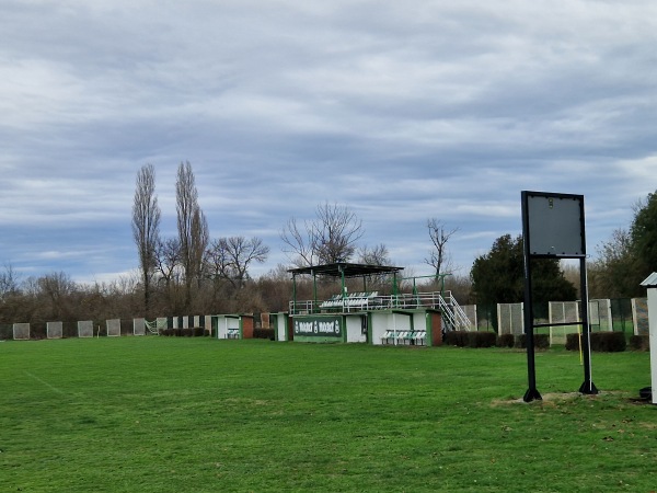 Fudbalski Stadion PKB - Padinska Skela