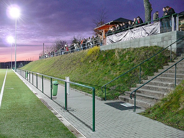 Sportplatz Schulstraße - Malberg/Westerwald