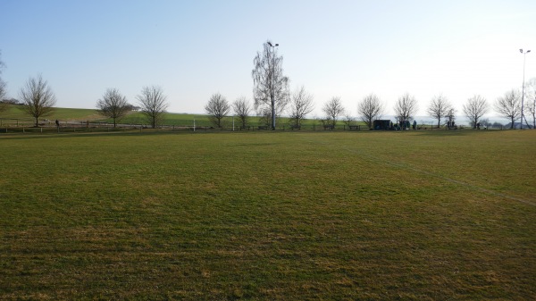 Sportplatz am Weinberg - Wabern-Falkenberg