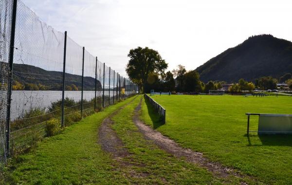 Sportplatz am Rhein - Brohl-Lützing
