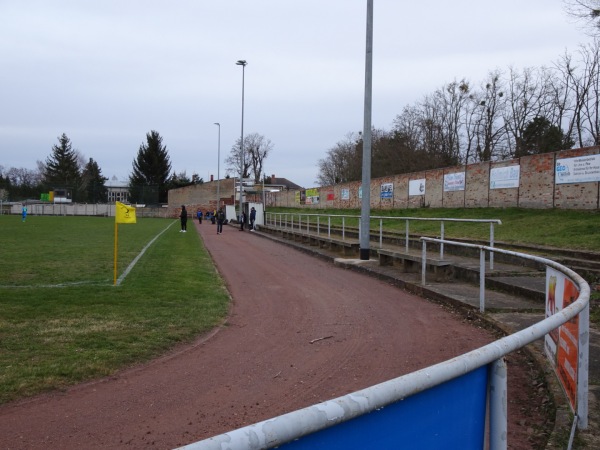Sportplatz am Volkshaus - Gommern