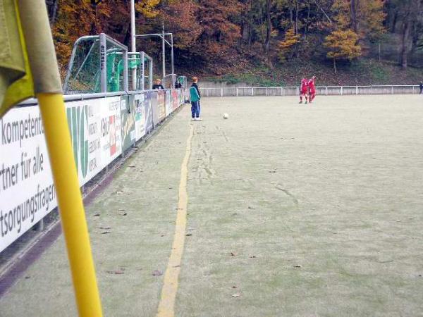 Horst-Neuhoff-Sportplatz - Wuppertal-Cronenberg